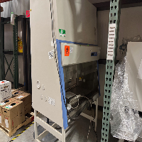 Thermo 1300 Series A2 4' BioSafety Cabinet image 0